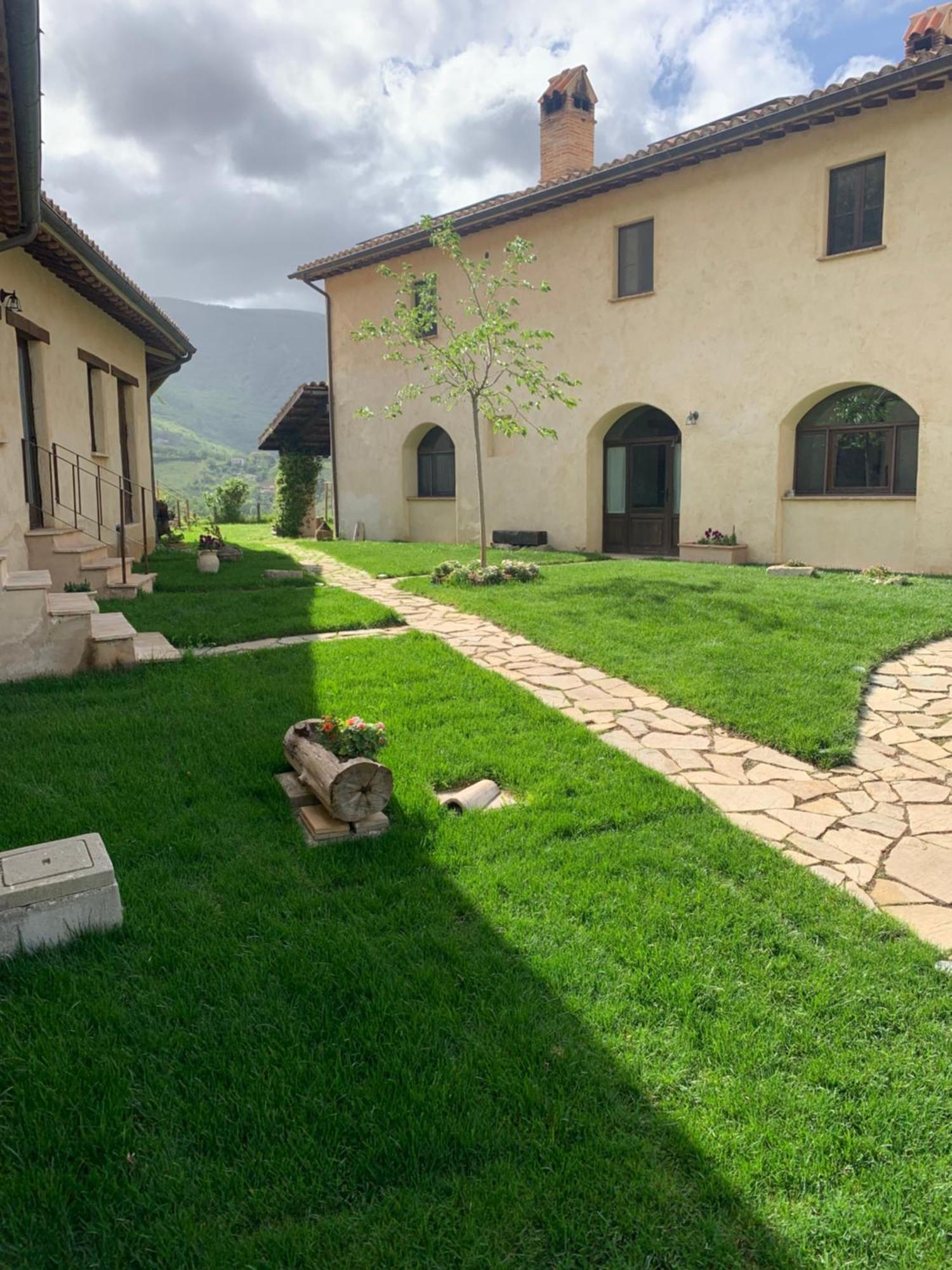 Agriturismo Il Covo Del Solengo Valtopina Dış mekan fotoğraf